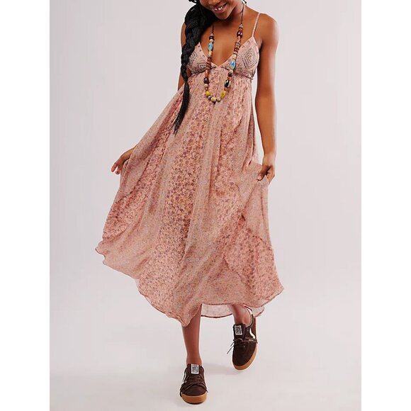 Free People Dresses & Skirts - 🎉LAST CHANCE🎉 FREE PEOPLE Forever Time Dress / Dusty Pink Combo